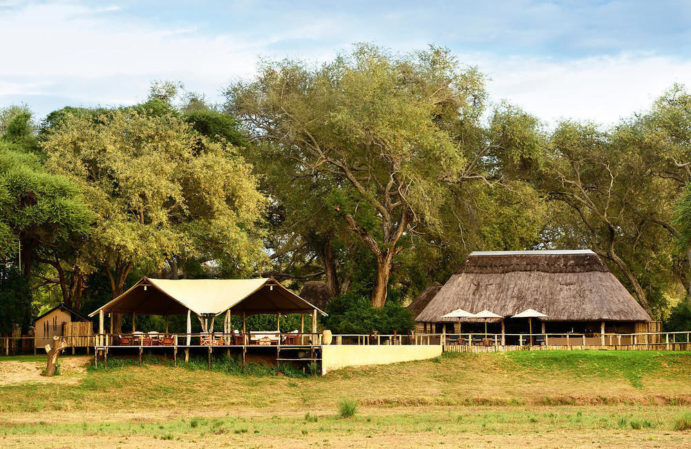 Anabezi Camp Hotell Jeki Exteriör bild