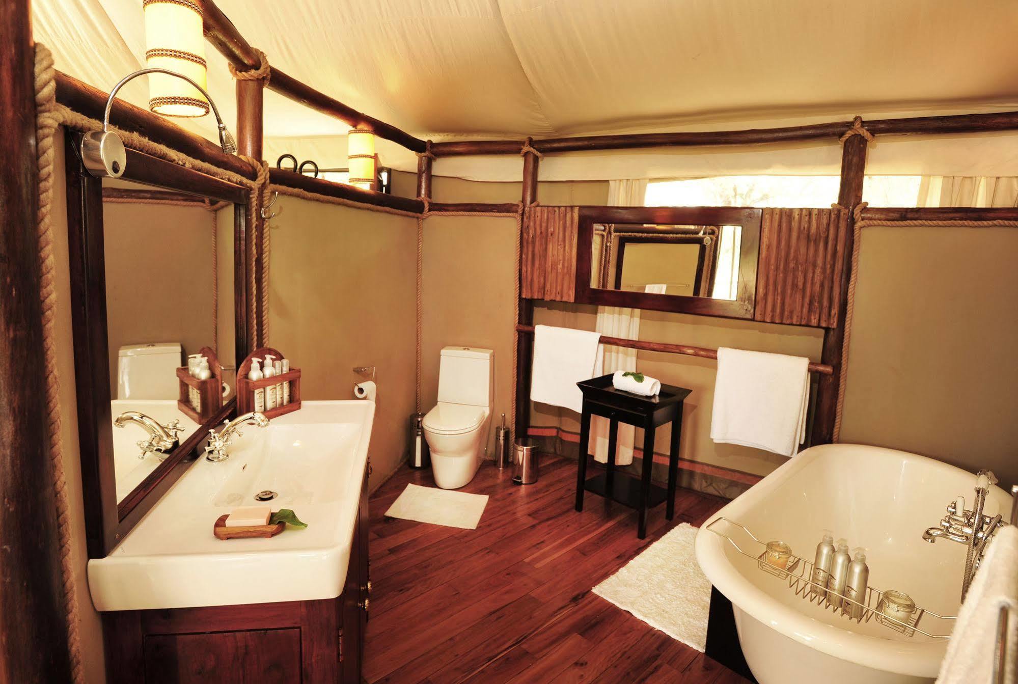 Anabezi Camp Hotell Jeki Exteriör bild